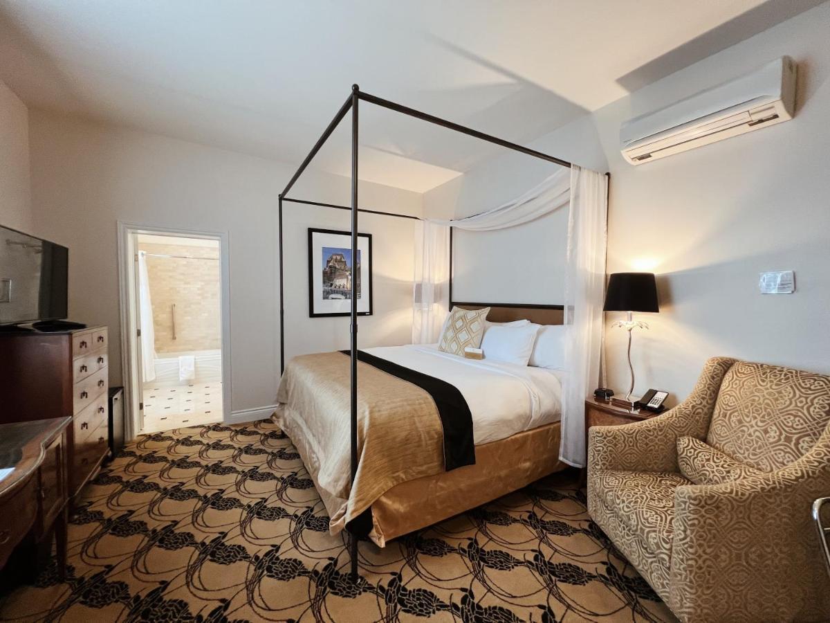 Hotel Manoir D'Auteuil ควิเบกซิตี้ ภายนอก รูปภาพ