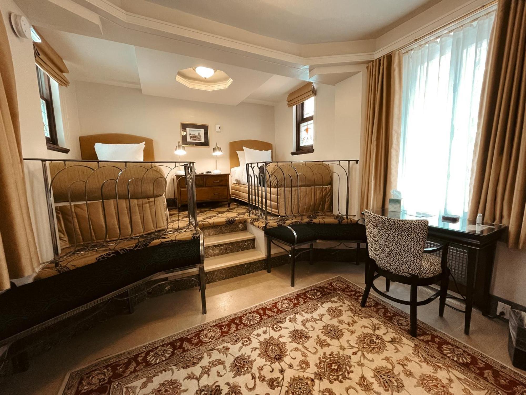 Hotel Manoir D'Auteuil ควิเบกซิตี้ ภายนอก รูปภาพ